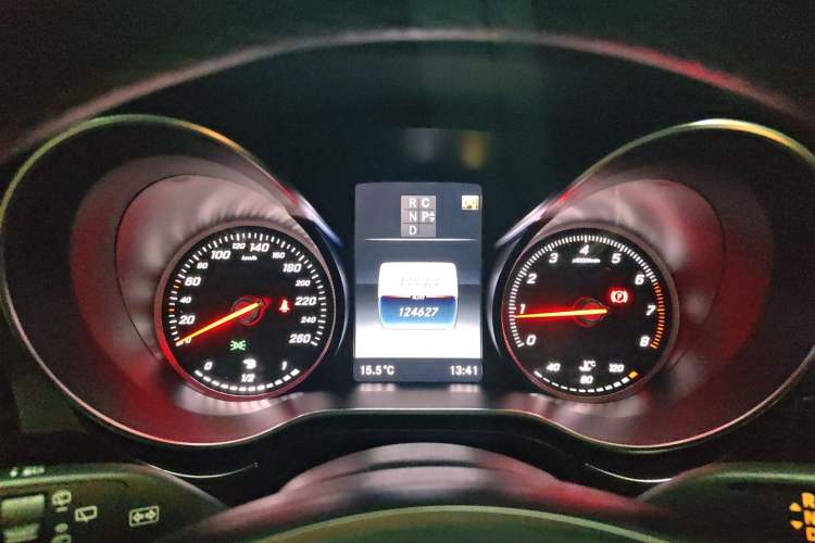 Used Mercedes-Benz V-Class 2018 V 260 L Prestige Extended Version China VI Instrument Cluster