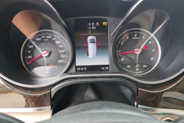 Used Mercedes-Benz V-Class 2018 V 260 Prestige Edition China VI Instrument Cluster