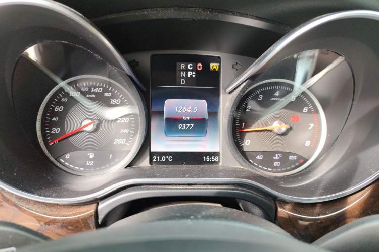 Used Mercedes-Benz V-Class 2018 V 260 L Prestige Extended Version China VI Instrument Cluster