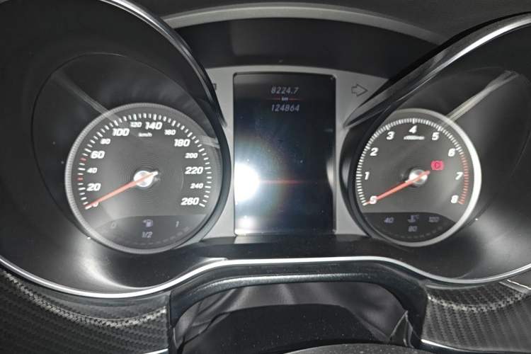 Used Mercedes-Benz V-Class 2018 V 260 L Prestige Extended Version China VI Instrument Cluster