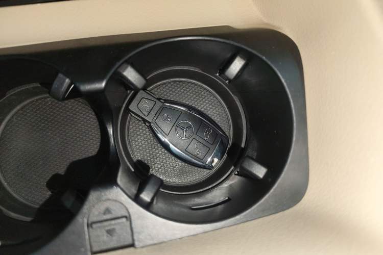 Used Mercedes-Benz V-Class 2018 V 260 Prestige Edition China VI Interior 1