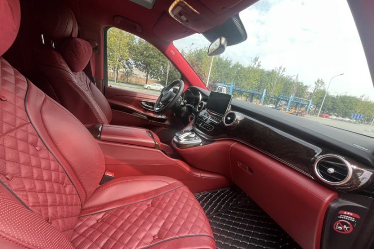 Used Mercedes-Benz V-Class 2018 V 260 L Prestige Extended Version China VI Interior 11