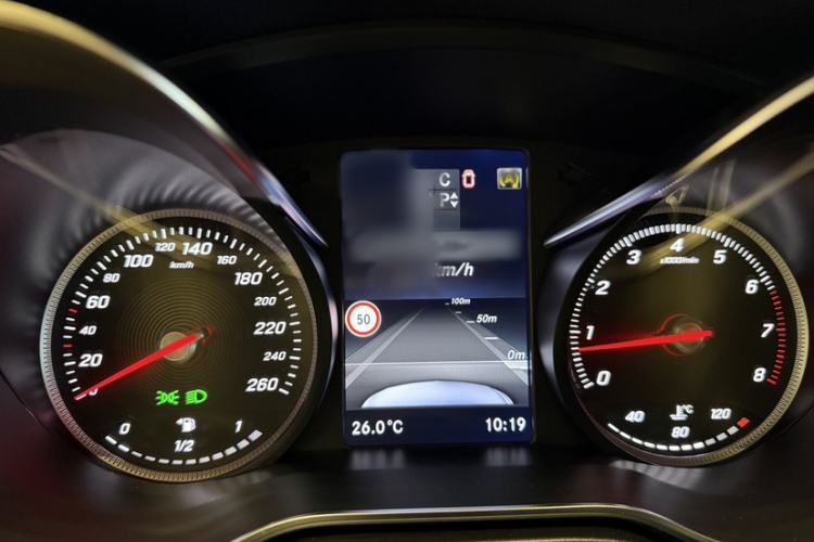 Used Mercedes-Benz V-Class 2018 V 260 Prestige Edition China VI Interior 2