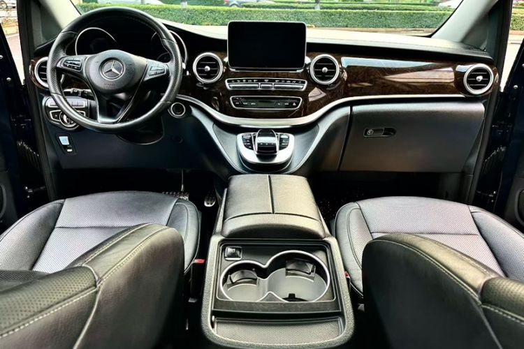 Used Mercedes-Benz V-Class 2018 V 260 Prestige Edition China V Interior 2