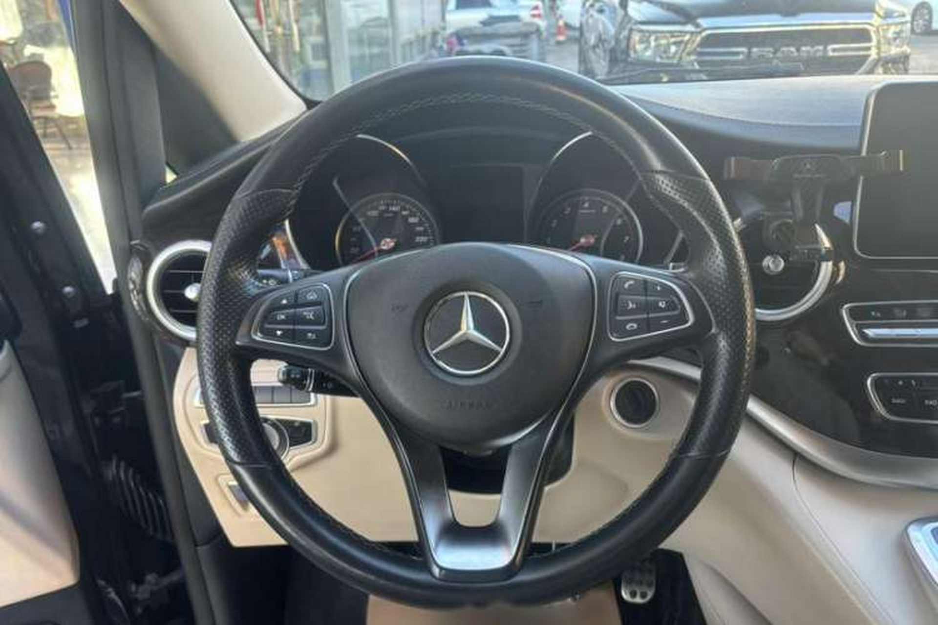 Used Mercedes-Benz V-Class 2018 V 260 L Prestige Extended Version China VI Interior 2