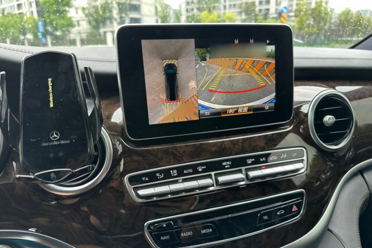 Used Mercedes-Benz V-Class 2018 V 260 L Prestige Extended Version China VI Interior 2