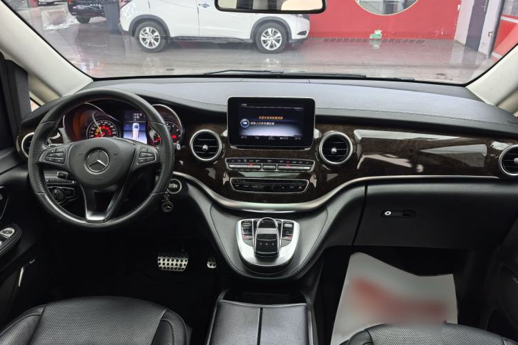 Used Mercedes-Benz V-Class 2018 V 260 Prestige Edition China V Interior 3