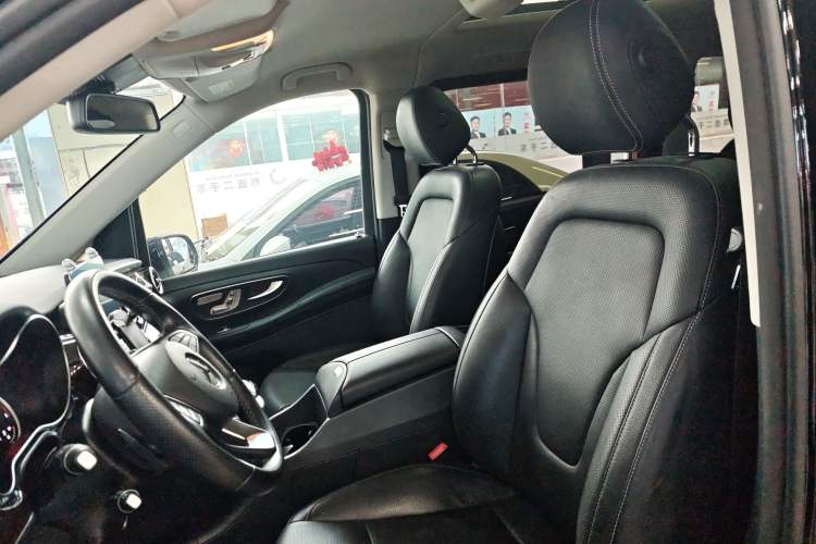 Used Mercedes-Benz V-Class 2018 V 260 L Prestige Extended Version China V Interior 3