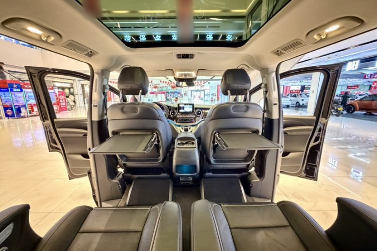 Used Mercedes-Benz V-Class 2018 V 260 Prestige Edition China VI Interior 5