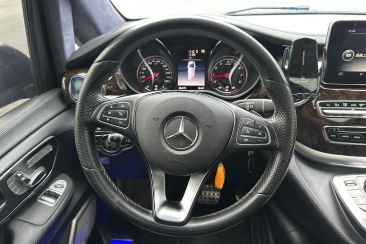 Used Mercedes-Benz V-Class 2018 V 260 L Prestige Extended Version China VI Interior 8