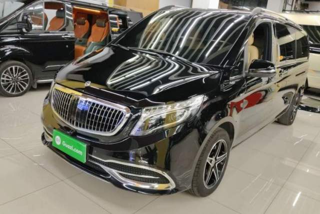 Used Mercedes-Benz V-Class 2018 V250 2.0T Extended Version 5.37 meters Middle East Edition
