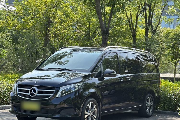 Ojetý Mercedes-Benz V-Class 2018 V 260 Avantgarde Edition China V Guazi used car, China used car export, Used car for sale, Used  cars, Cheapest cars for sale