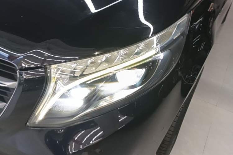 Used Mercedes-Benz V-Class 2018 V 260 L Prestige Extended Version China VI Left Front Headlight