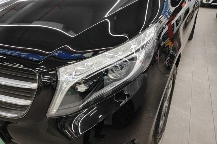 Used Mercedes-Benz V-Class 2018 V 260 Avantgarde Edition China V Left Front Headlight