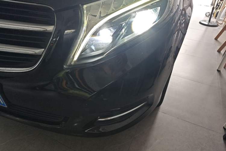Used Mercedes-Benz V-Class 2018 V 260 L Prestige Extended Version China VI Left Front Headlight