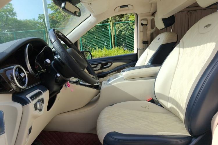 Used Mercedes-Benz V-Class 2018 V 260 L Prestige Extended Version China VI Left Front Seat