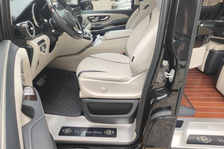 Used Mercedes-Benz V-Class 2018 V 260 L Prestige Extended Version China VI Left Front Seat