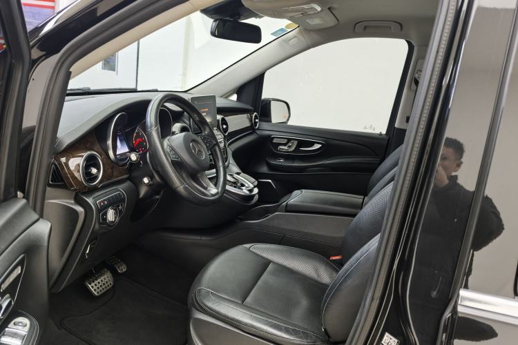 Used Mercedes-Benz V-Class 2018 V 260 Prestige Edition China V Left Front Seat