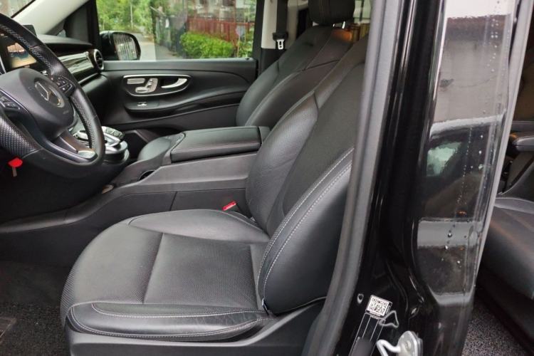 Used Mercedes-Benz V-Class 2018 V 260 Avantgarde Edition China VI Left Front Seat