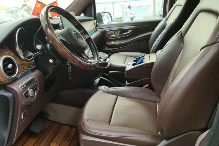 Used Mercedes-Benz V-Class  Left Front Seat