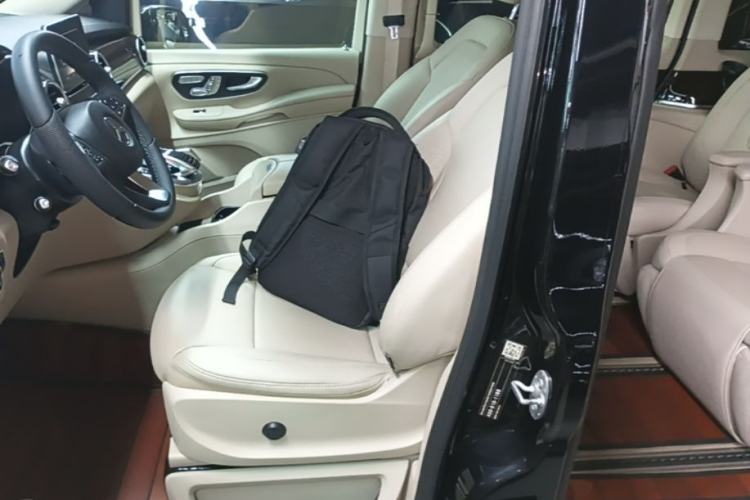 Used Mercedes-Benz V-Class 2018 V 260 L Prestige Extended Version China VI Left Front Seat