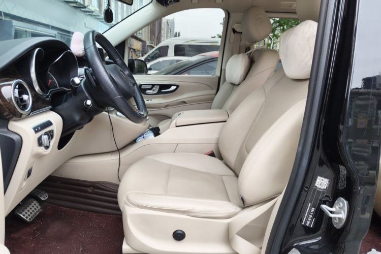 Used Mercedes-Benz V-Class 2018 V 260 Prestige Edition China VI Left Front Seat