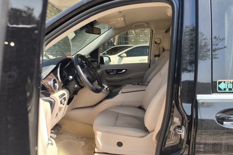 Used Mercedes-Benz V-Class 2018 V 260 Prestige Edition China VI Left Front Seat