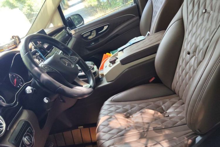 Used Mercedes-Benz V-Class 2018 V 260 Avantgarde Edition China VI Left Front Seat