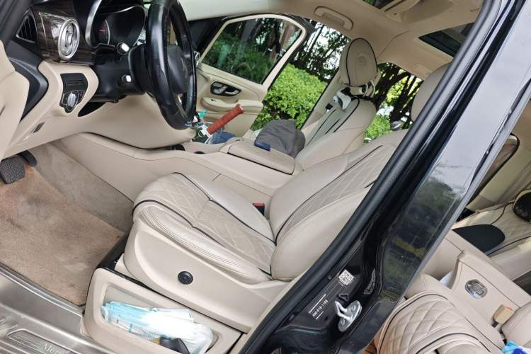 Used Mercedes-Benz V-Class 2018 V 260 Avantgarde Edition China VI Left Front Seat