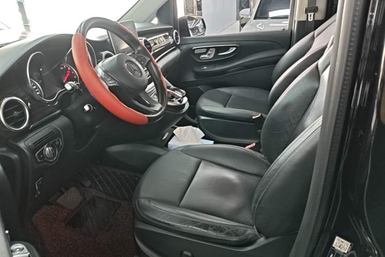 Used Mercedes-Benz V-Class 2018 V 260 Avantgarde Edition China VI Left Front Seat