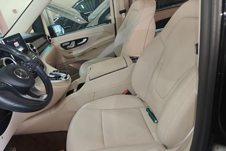 Used Mercedes-Benz V-Class 2018 V 260 L Prestige Extended Version China VI Left Front Seat