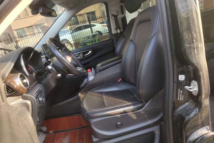 Used Mercedes-Benz V-Class 2018 V 260 L Prestige Extended Version China V Left Front Seat