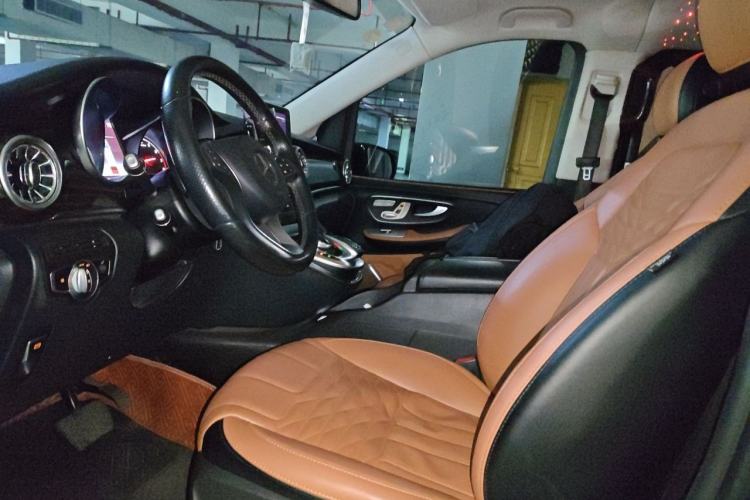 Used Mercedes-Benz V-Class 2018 V 260 Avantgarde Edition China VI Left Front Seat