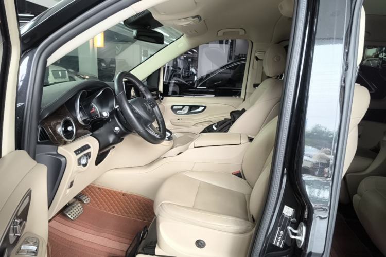 Used Mercedes-Benz V-Class 2018 V 260 Prestige Edition China V Left Front Seat