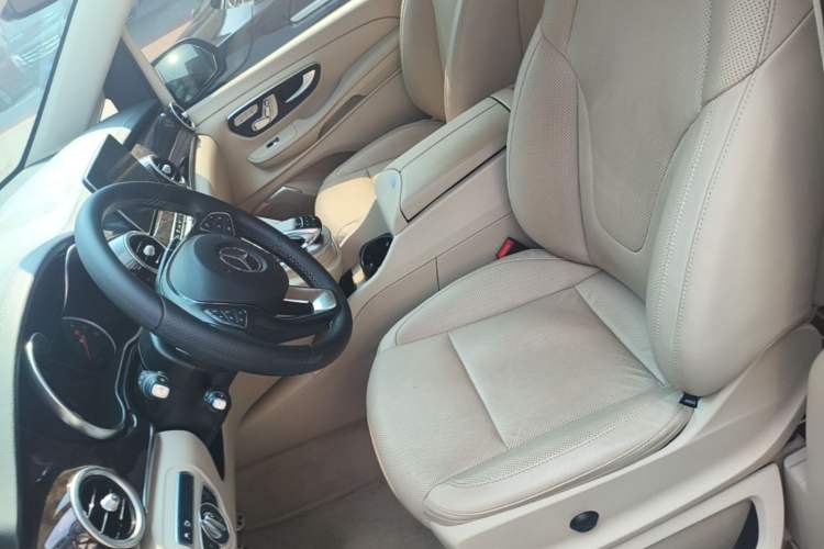 Used Mercedes-Benz V-Class 2018 V 260 L Prestige Extended Version China VI Left Front Seat