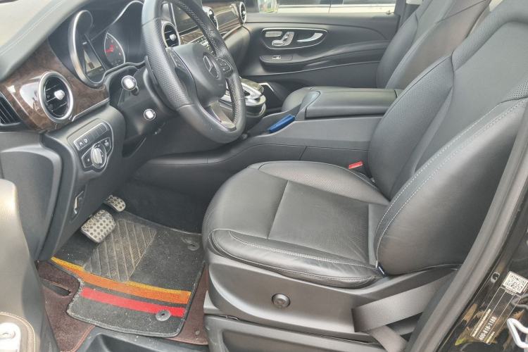 Used Mercedes-Benz V-Class 2018 V 260 L Prestige Extended Version China V Left Front Seat