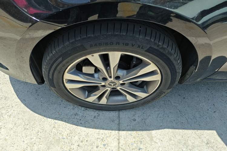 Used Mercedes-Benz V-Class 2018 V 260 Avantgarde Edition China VI Left Front Wheel Hub