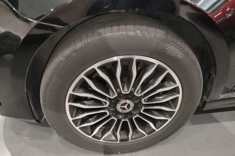 Used Mercedes-Benz V-Class 2018 V 260 L Prestige Extended Version China VI Left Front Wheel Hub