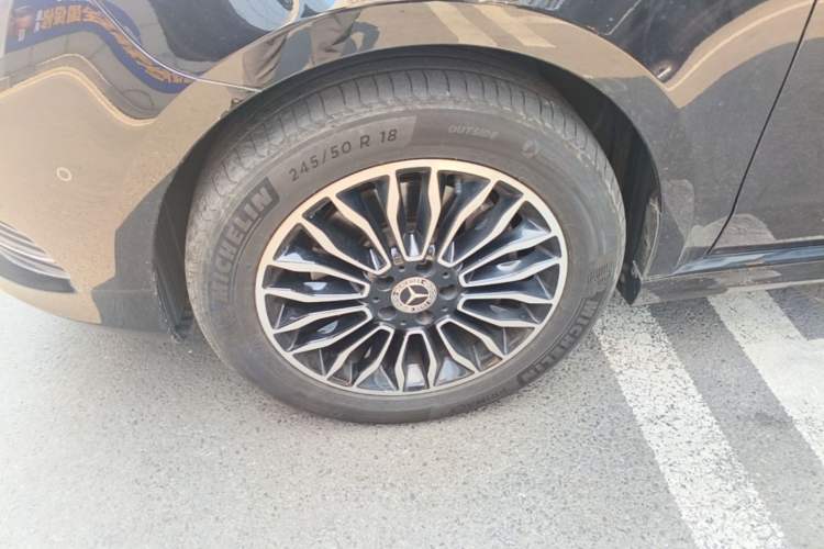 Used Mercedes-Benz V-Class 2018 V 260 L Prestige Extended Version China VI Left Front Wheel Hub