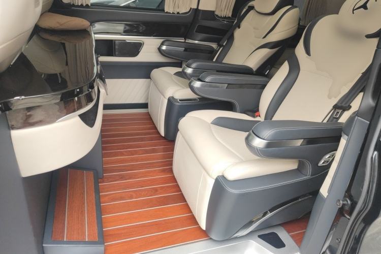 Used Mercedes-Benz V-Class 2018 V 260 L Prestige Extended Version China VI Left Rear Seat