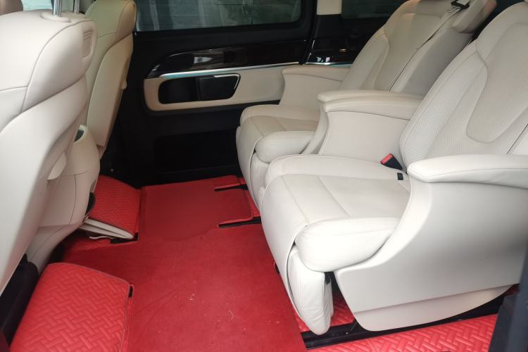 Used Mercedes-Benz V-Class 2018 V 260 L Prestige Extended Version China VI Left Rear Seat