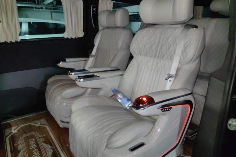 Used Mercedes-Benz V-Class  Left Rear Seat