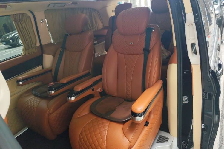 Used Mercedes-Benz V-Class 2018 V 260 L Prestige Extended Version China VI Left Rear Seat