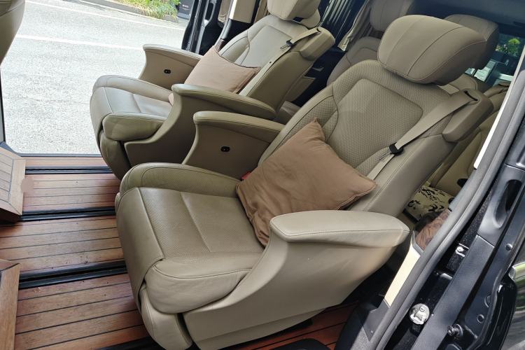 Used Mercedes-Benz V-Class 2018 V 260 L Prestige Extended Version China VI Left Rear Seat