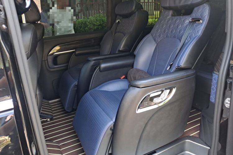 Used Mercedes-Benz V-Class 2018 V 260 Avantgarde Edition China V Left Rear Seat