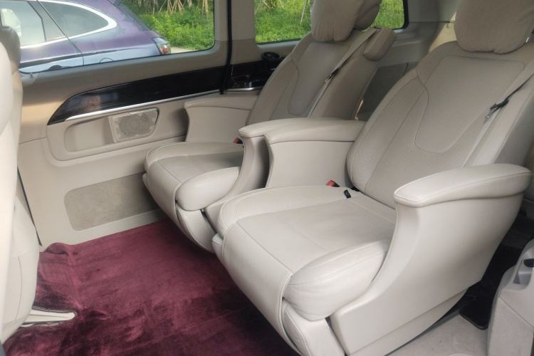 Used Mercedes-Benz V-Class 2018 V 260 L Prestige Extended Version China V Left Rear Seat