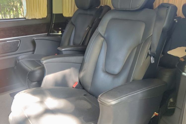 Used Mercedes-Benz V-Class 2018 V 260 L Prestige Extended Version China VI Left Rear Seat