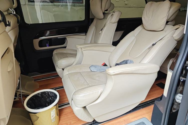 Used Mercedes-Benz V-Class 2018 V 260 L Prestige Extended Version China V Left Rear Seat