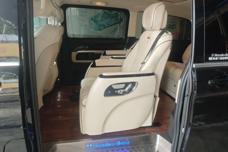 Used Mercedes-Benz V-Class 2018 V 260 L Prestige Extended Version China VI Left Rear Seat