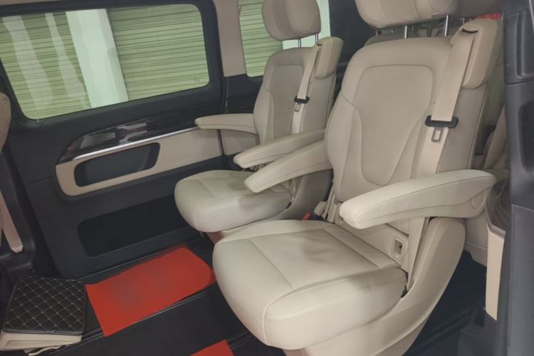Used Mercedes-Benz V-Class 2018 V 260 Avantgarde Edition China V Left Rear Seat